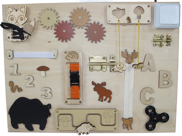DUŻA DREWNIANA TABLICA MANIPULACYJNA LAS MONTESSORI NATURALNA