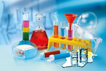Clementoni LABORATORIUM CHEMICZNE 150 Doświadczeń