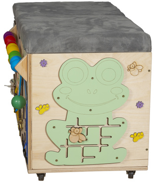 SKRZYNIA PUFA MANIPULACYJNA na zabawki TABLICA MONTESSORI na kółkach