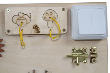 DUŻA DREWNIANA TABLICA MANIPULACYJNA LAS MONTESSORI NATURALNA