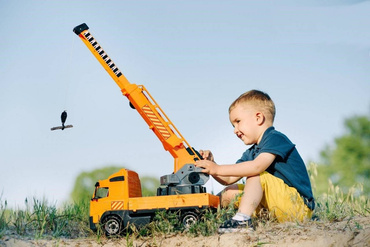 MEGA DUŻA CIĘŻARÓWKA VOLVO DŹWIG Żuraw 70 cm AUTO