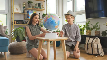 GLOBUS INTERAKTYWNY MÓWIĄCY CZYTAJ Z ALBIKIEM