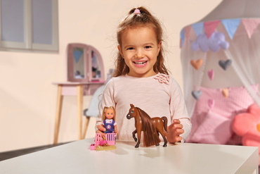 SIMBA LALKA  DOCTOR EVI KLACZ W CIĄŻY ŹREBAK AKC
